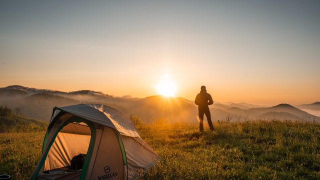 Ini Dia Tips Solo Camping Pemula yang Perlu Kamu Ikuti