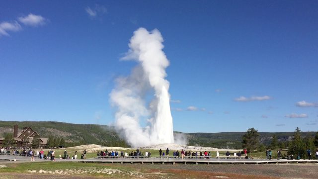 10 Destinasi Wisata Terbaik di Taman Nasional Yellowstone